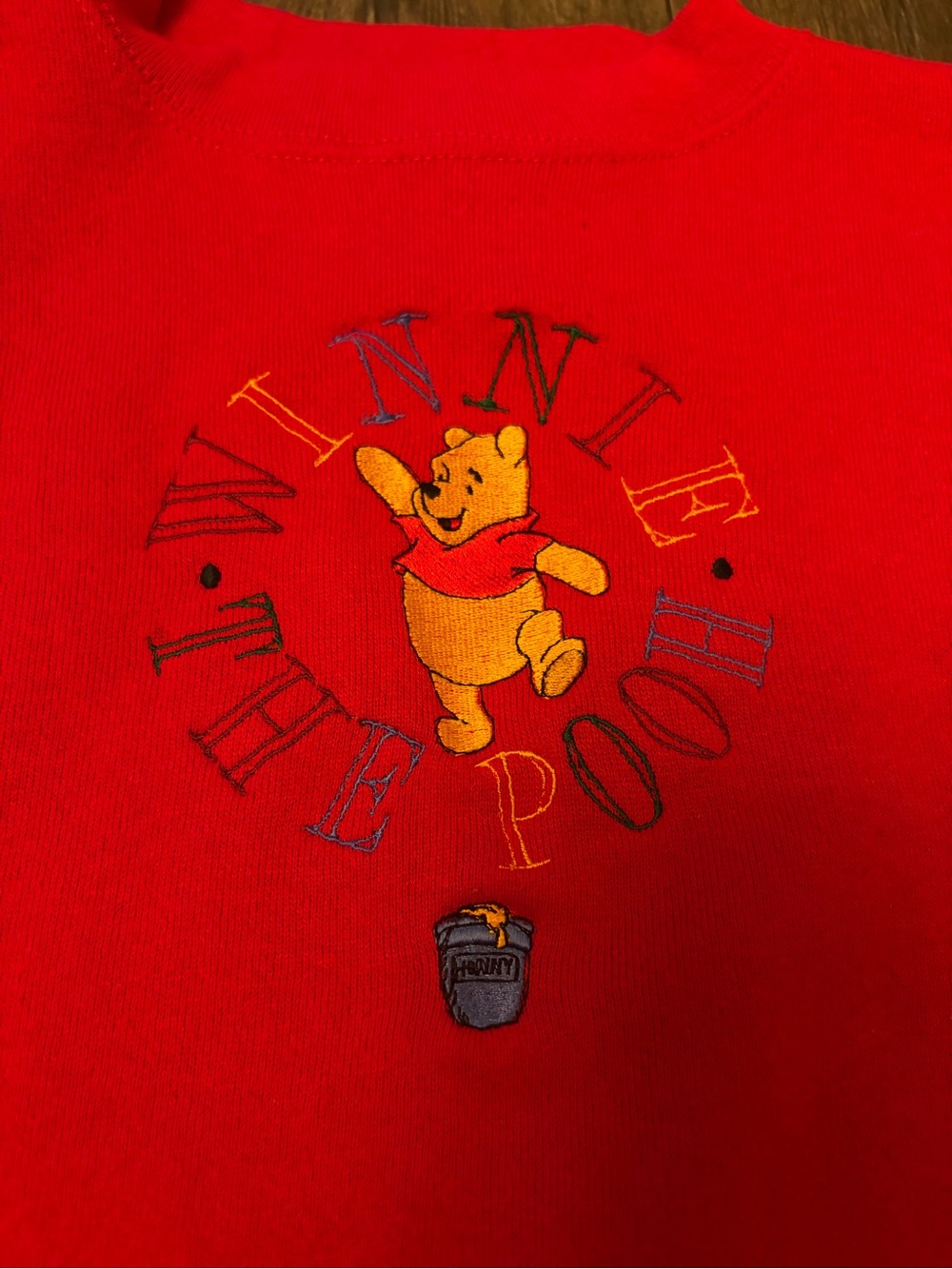 90s Women’s Winnie The Pooh 100 Acre Collection Disney Embroidered Red Crewneck - Picture 4 of 8